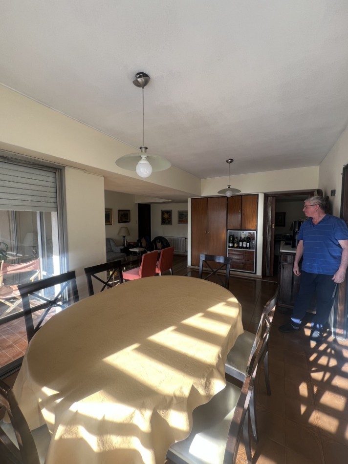 Venta de departamento de tres dormitorios en Cañada!!