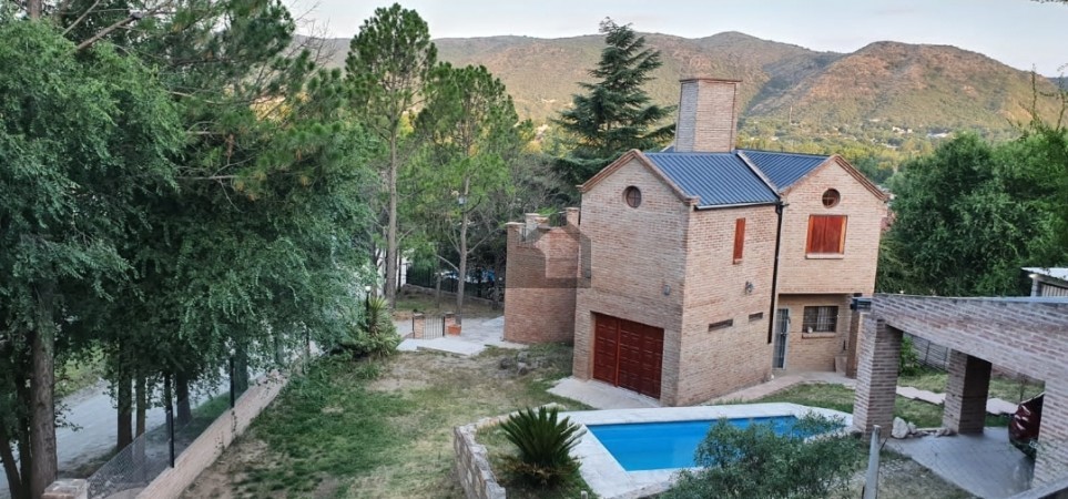 Vendo Casa en Villa Carlos Paz 